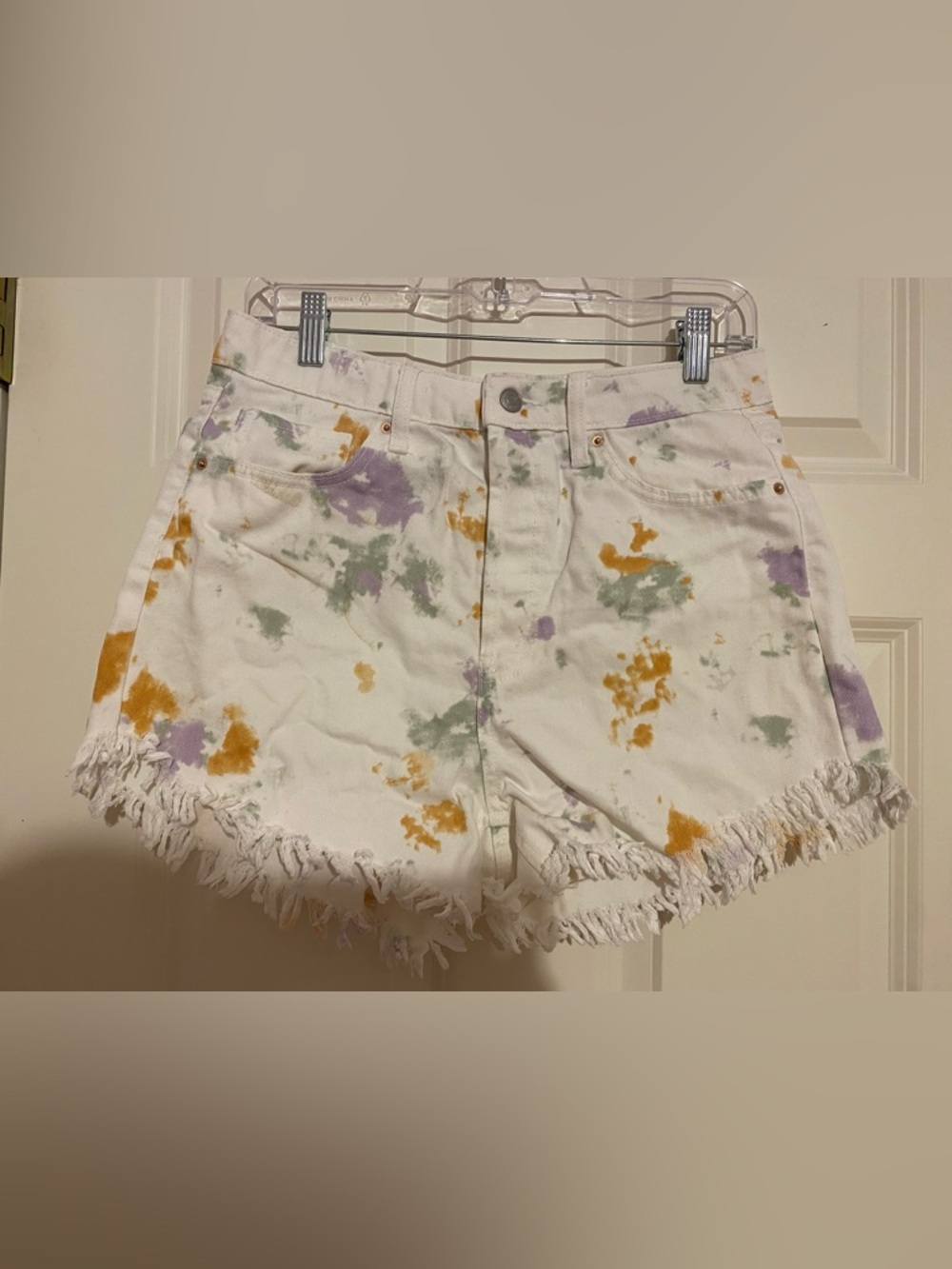 Wild Fable highest rise watercolor denim shorts w/ cut-off fringe hem, size 8